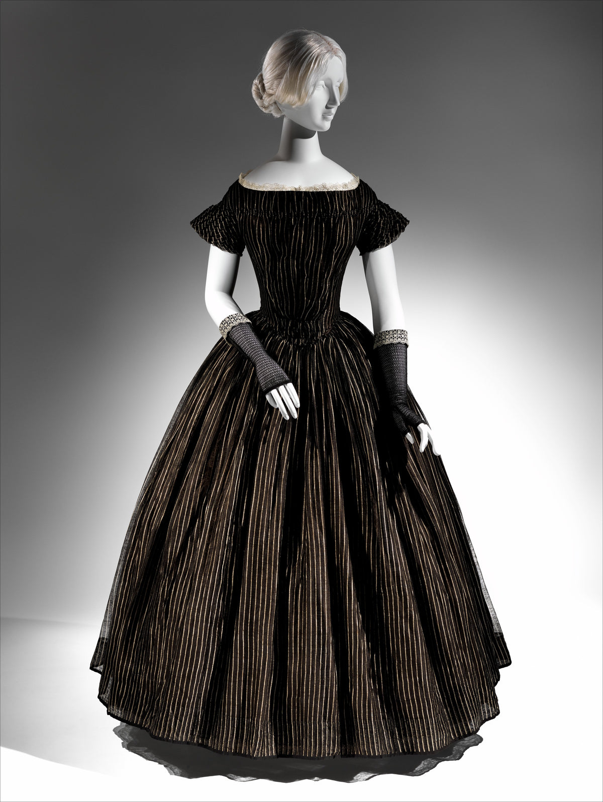 Black mourning dress dating to 1848 from The Metropolitan Museum of Art collection.